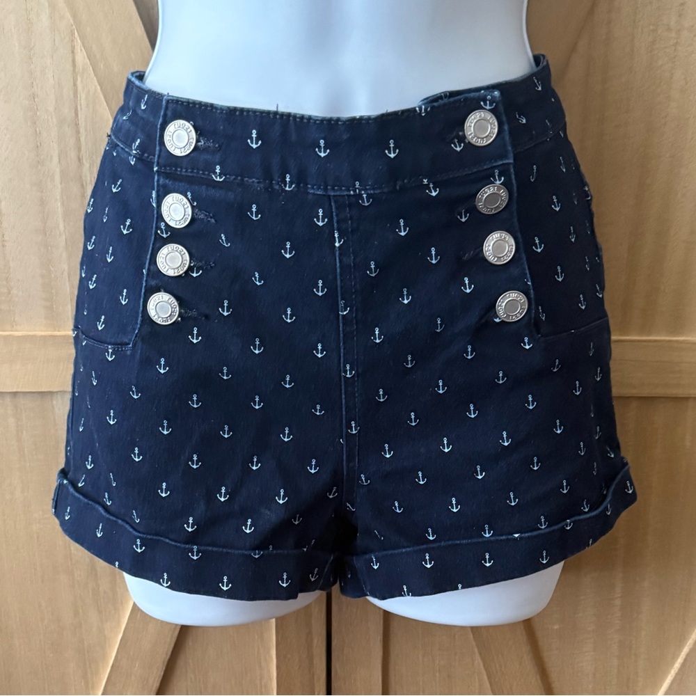 Rue 21 | High Waisted Navy Blue Anchor Shorts Juniors Size 3/4.